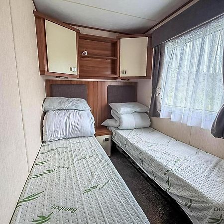 Lovely 8 Berth Caravan At Sunnydale In Lincolnshire Ref 35239S 라우스 외부 사진