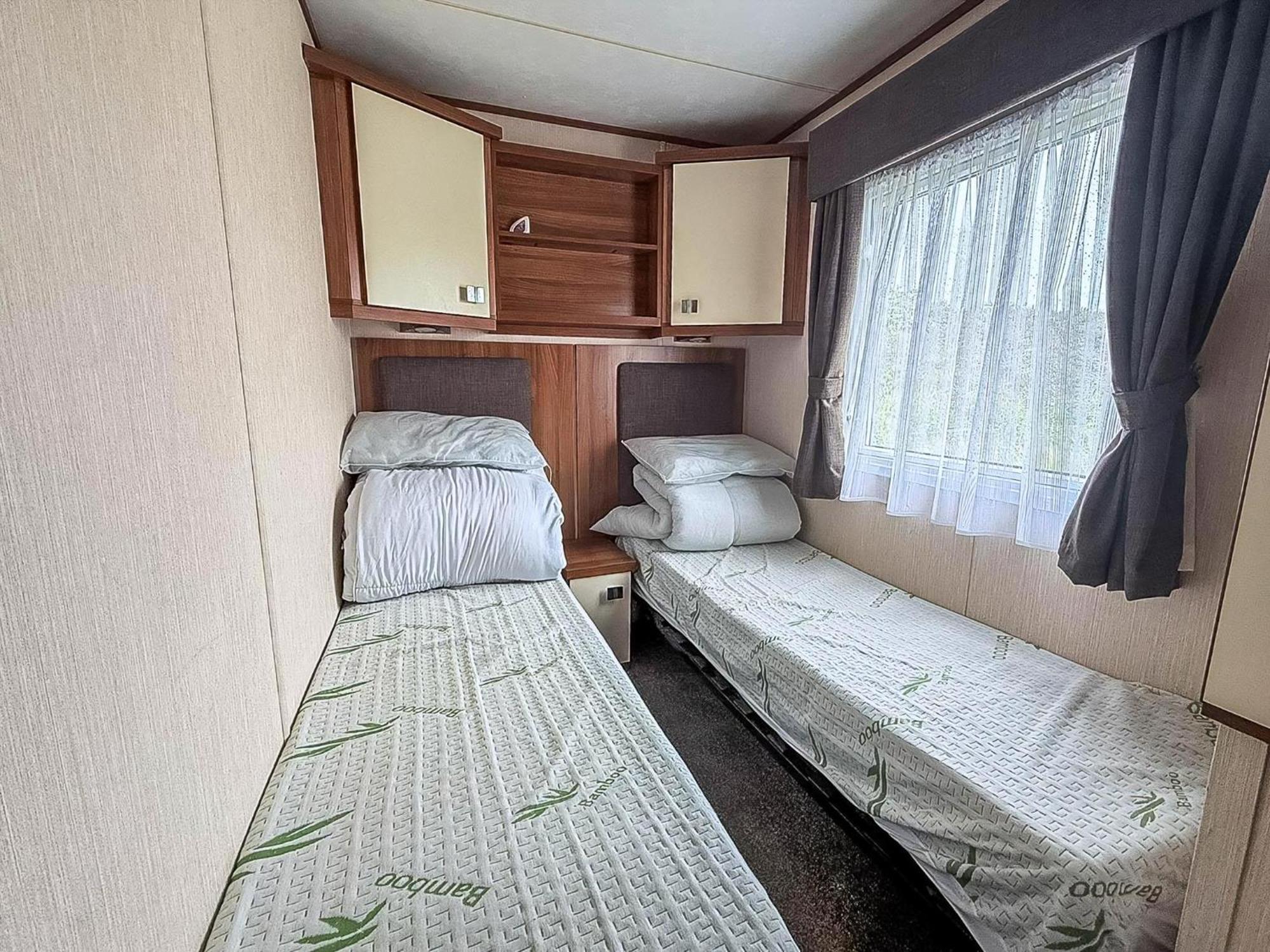 Lovely 8 Berth Caravan At Sunnydale In Lincolnshire Ref 35239S 라우스 외부 사진