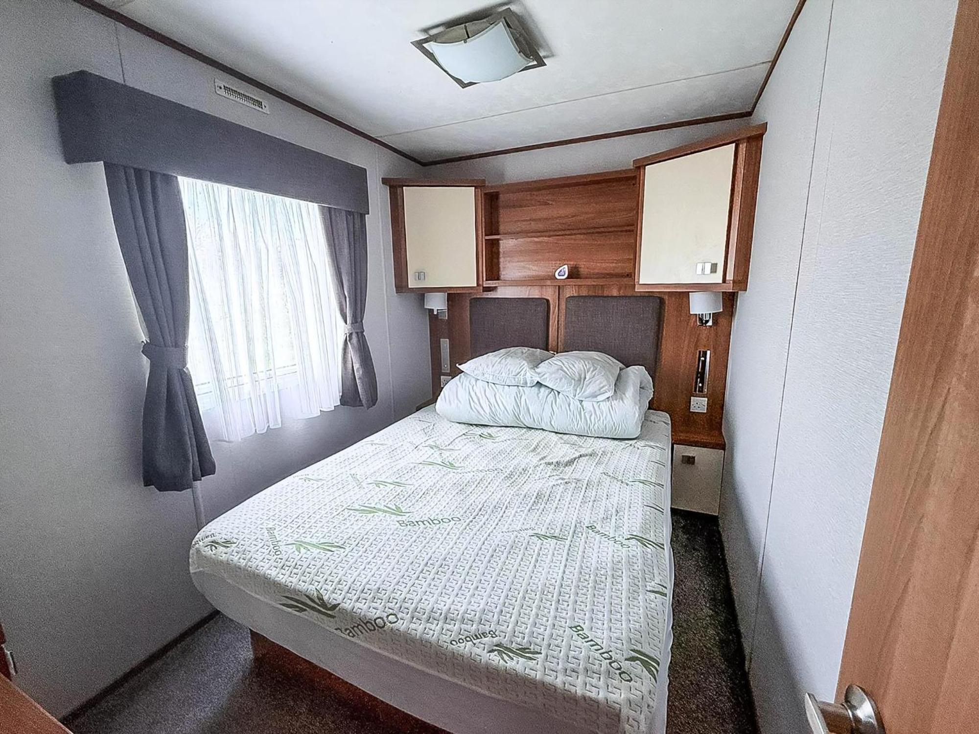 Lovely 8 Berth Caravan At Sunnydale In Lincolnshire Ref 35239S 라우스 외부 사진