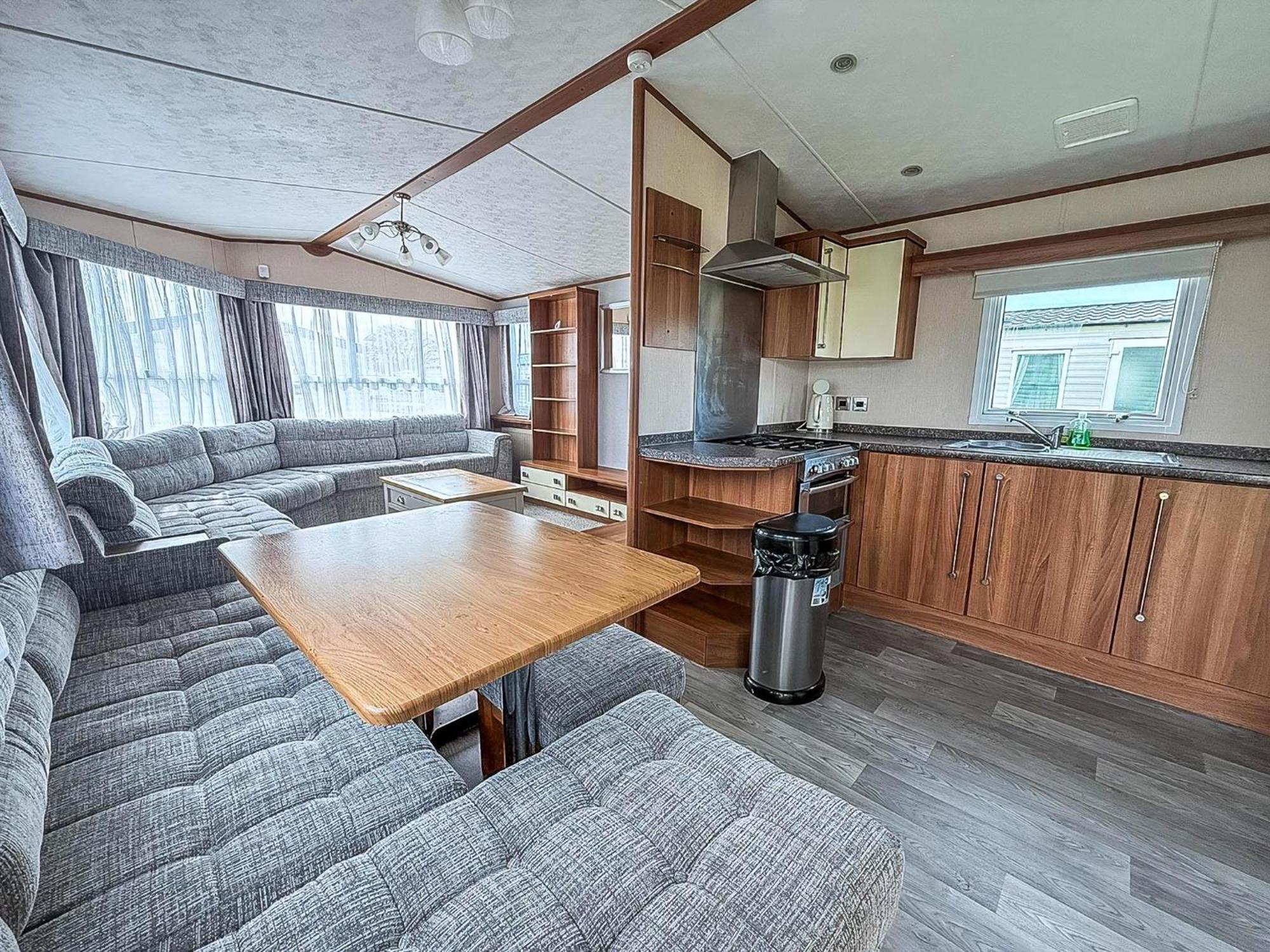 Lovely 8 Berth Caravan At Sunnydale In Lincolnshire Ref 35239S 라우스 외부 사진